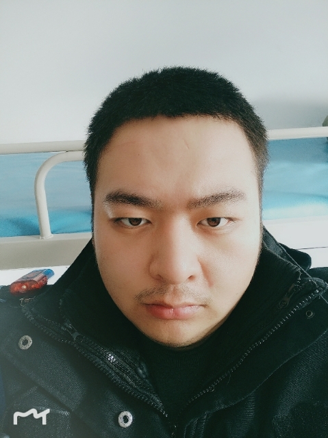 负重前行的第一张照片--南平相亲网