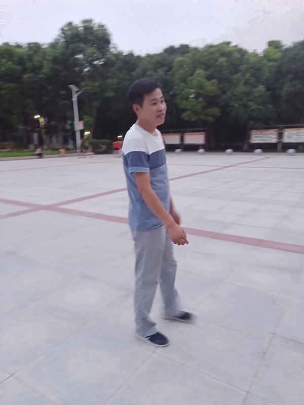 一笑的第一张照片--南平相亲网