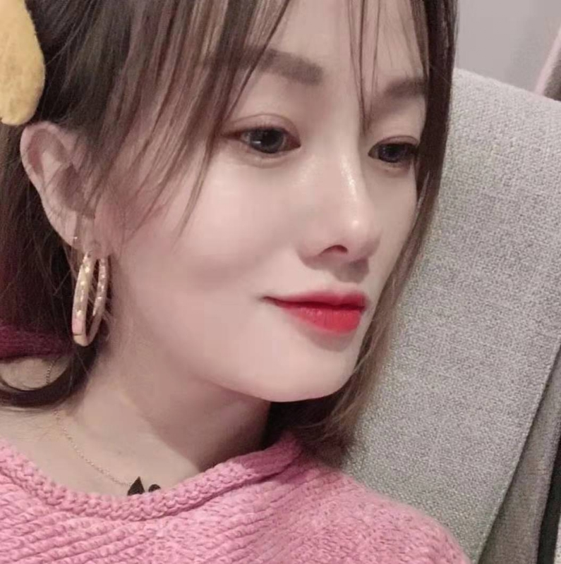 微醺的笑容的第一张照片--南平相亲网