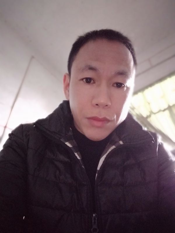 相信真爱的第一张照片--南平相亲网