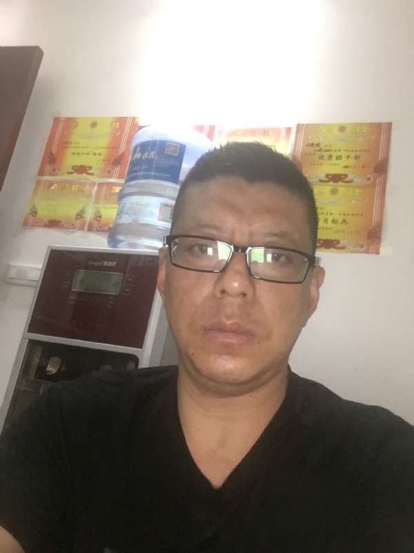 牵手的第一张照片--南平相亲网