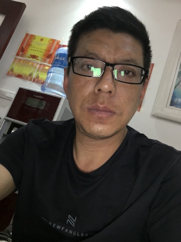牵手的第三张照片--南平相亲网