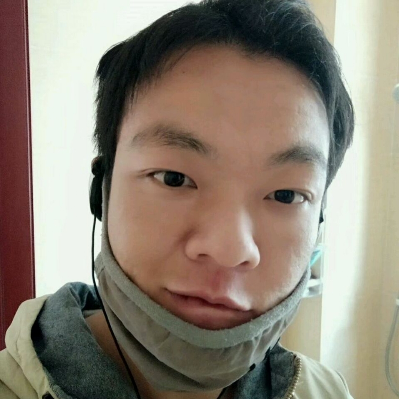 泡沫哭泣的第一张照片--南平相亲网
