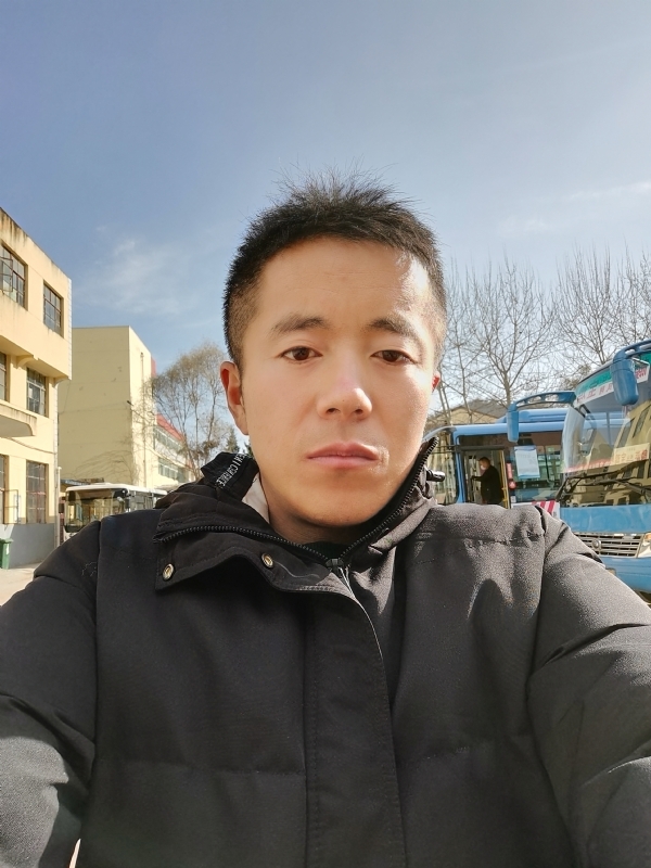 孤独的云的第二张照片--南平相亲网