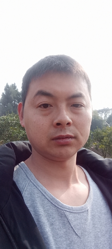 亲亲抱抱我爱你的第一张照片--南平相亲网