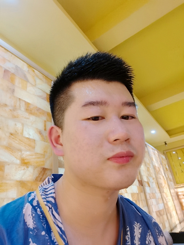 六月与阿十二的第一张照片--南平相亲网