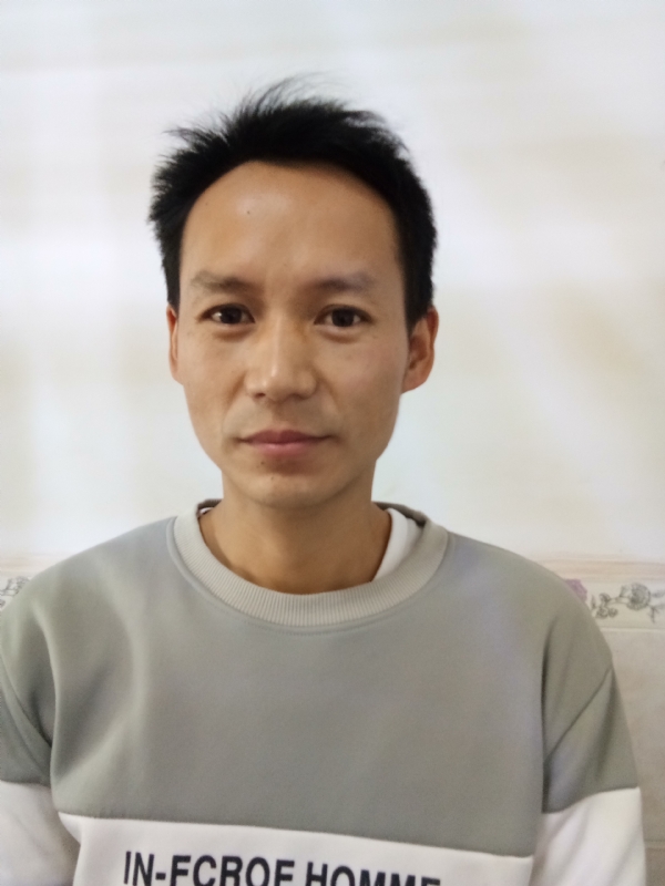 单亲爸爸的第一张照片--南平相亲网