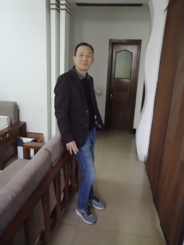 相亲相爱的第二张照片--南平相亲网