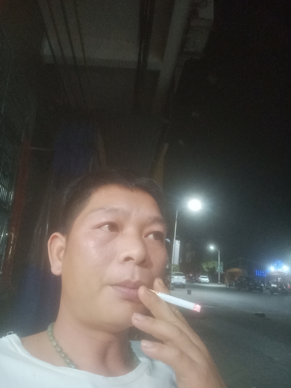 善解人意的第一张照片--南平相亲网