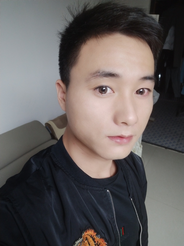 何凡的第三张照片--南平相亲网