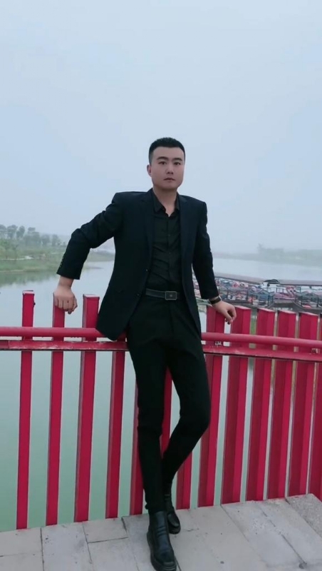 Albert的第一张照片--南平相亲网