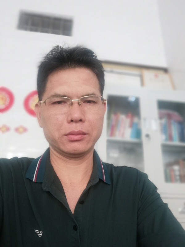 后视镜的第一张照片--南平相亲网