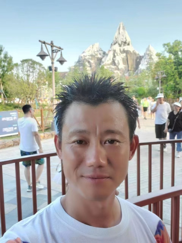艾氏涂料博的第一张照片--南平相亲网