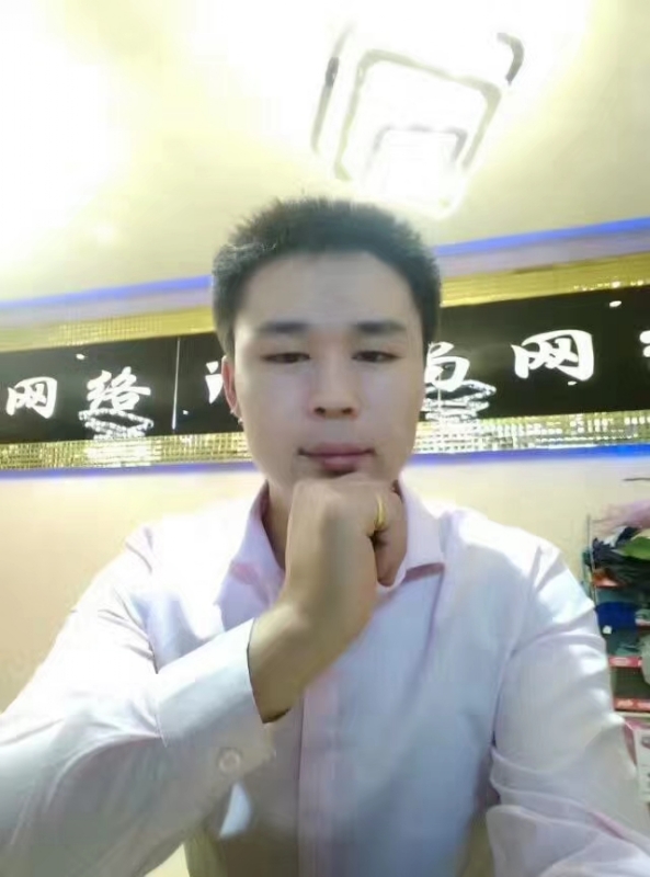 沉默寡言的第一张照片--南平相亲网