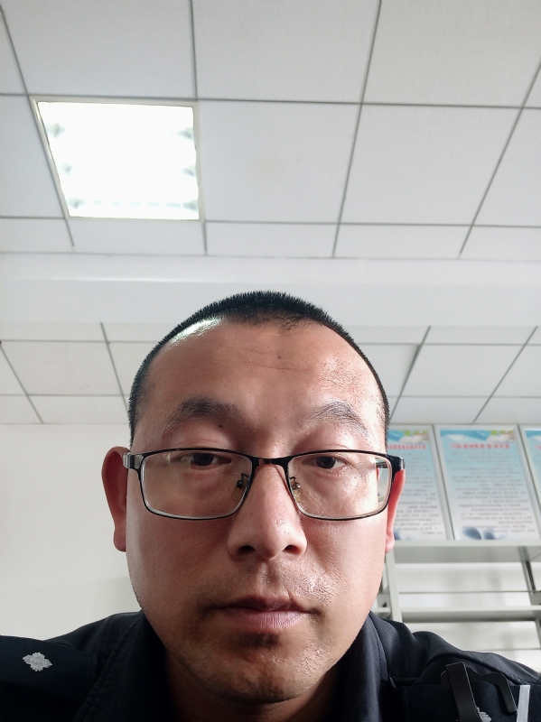 布鲁斯贺的第三张照片--南平相亲网