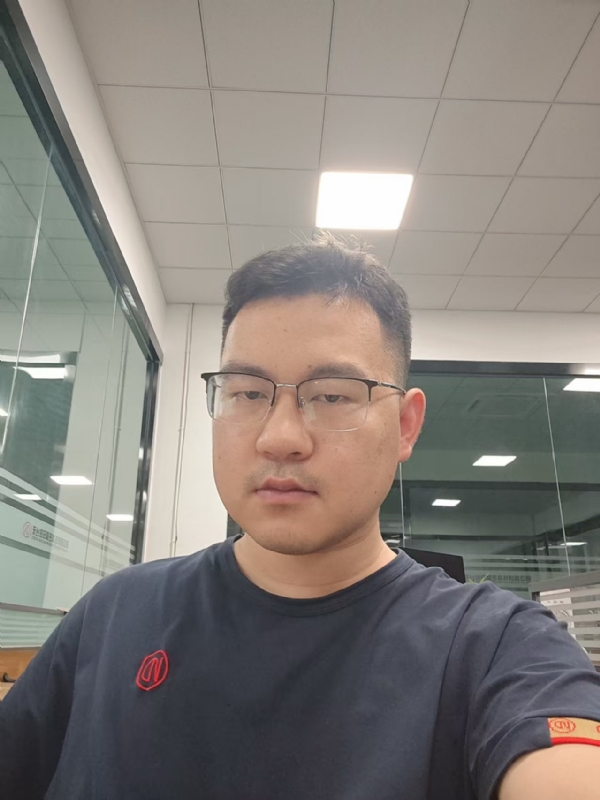 雨落浅响的第一张照片--南平相亲网